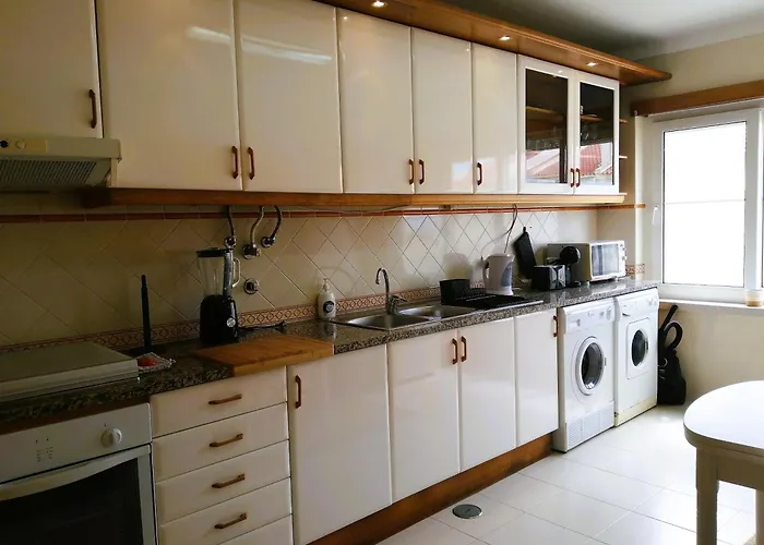 Nalu House - By The * Baleal